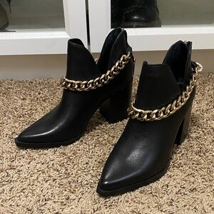 Steve Madden Black Heeled Boots with Gold Chain